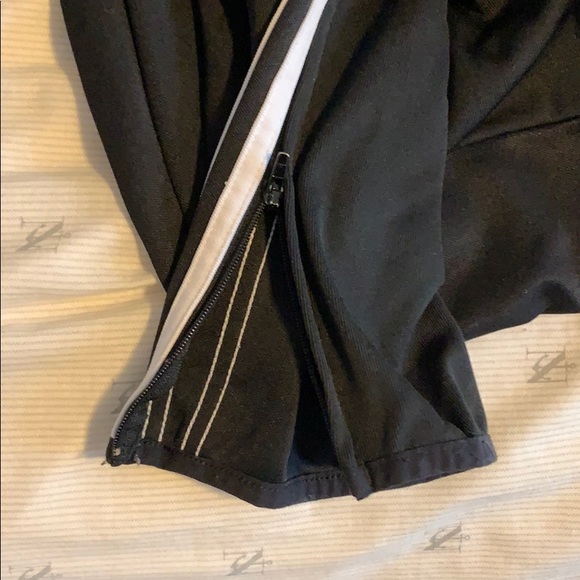 Adidas black pants - Picture 4 of 4